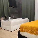 Viroga Aparthotel 4*