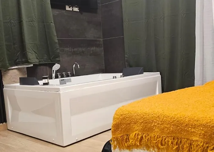 Viroga Apartmanhotel 4*