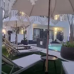 Viroga 4*