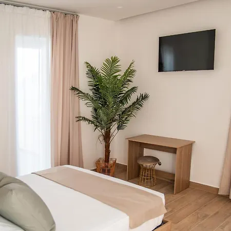 Viroga 4* 카스텔볼튜노